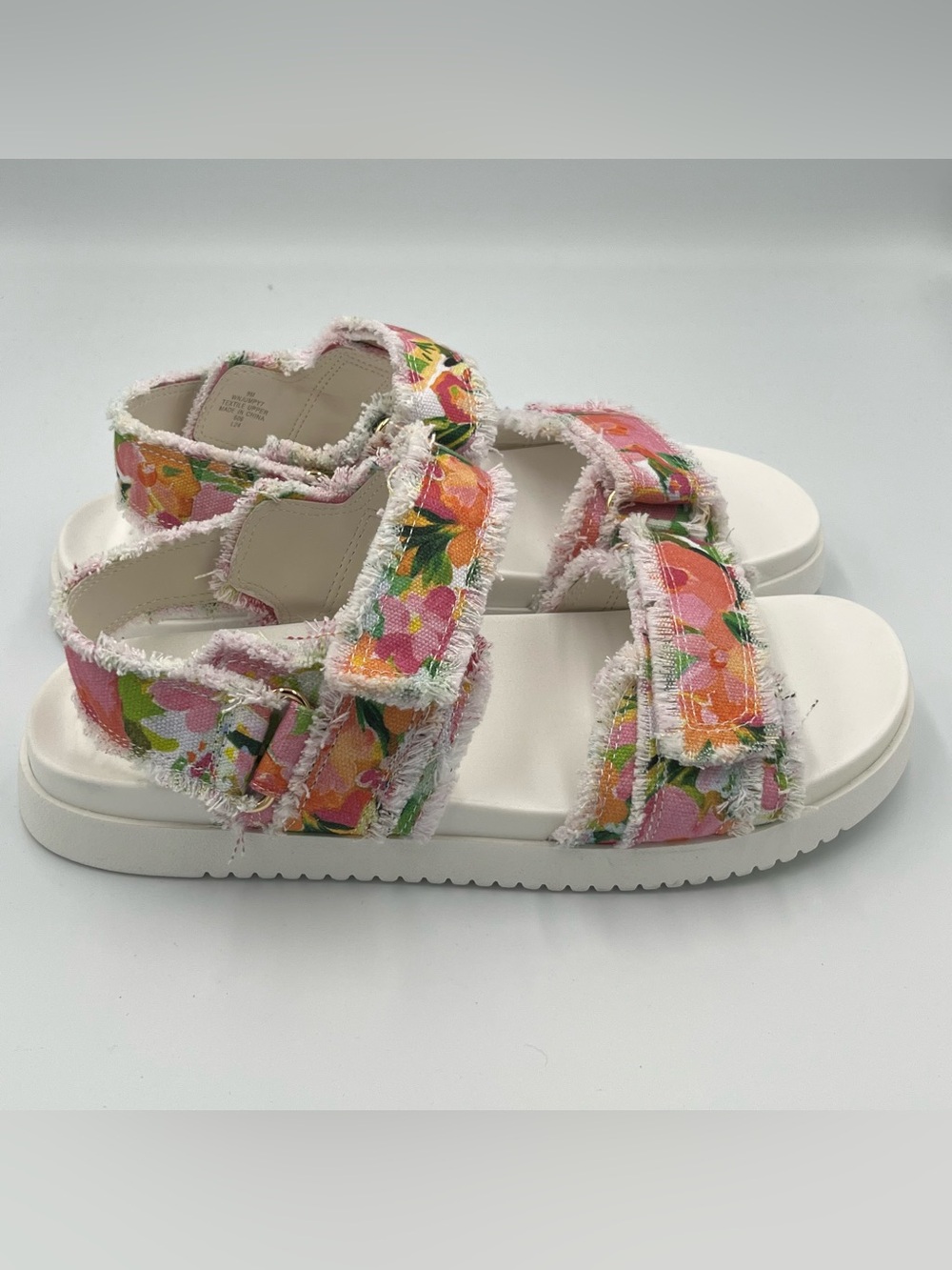 Nine West Jumpy Pink Floral Frayed Strap Sandals Women’s